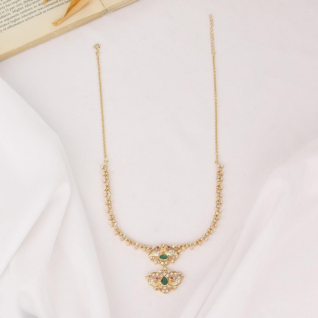 Shivinkha Short Necklace