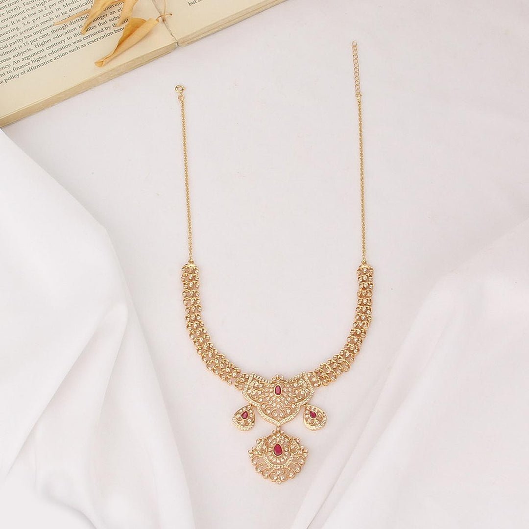 Vithasha Diamond Design Short Necklace