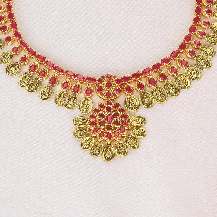 Pragya Short Necklace