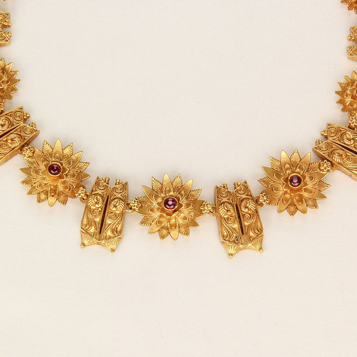 Window shallow Choker Necklace Set