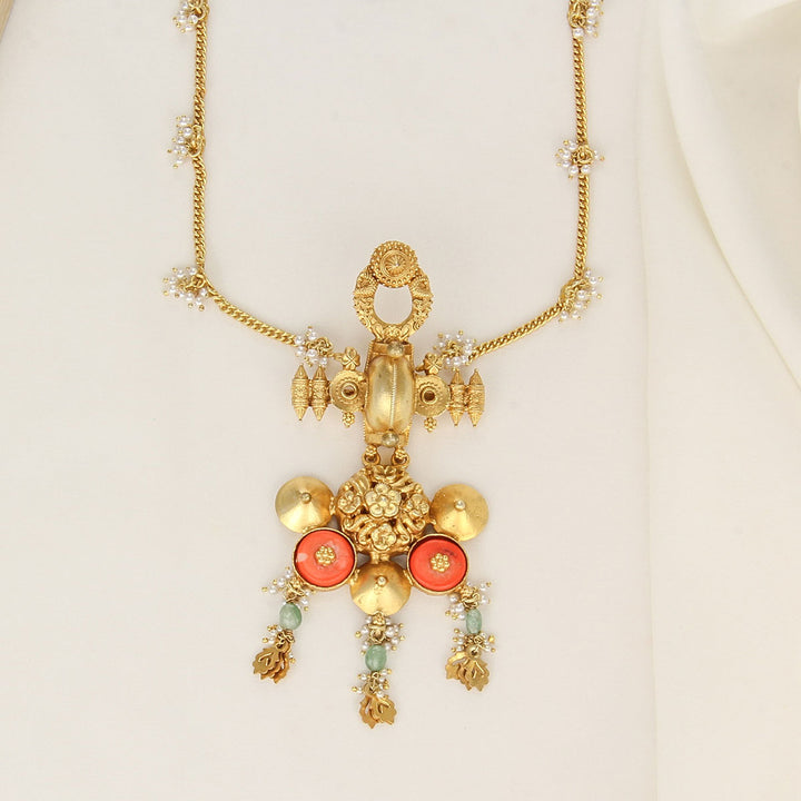 Mawrina Long Necklace