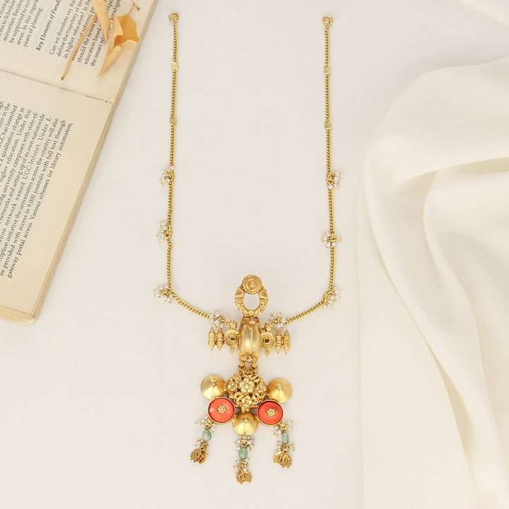 Mawrina Long Necklace