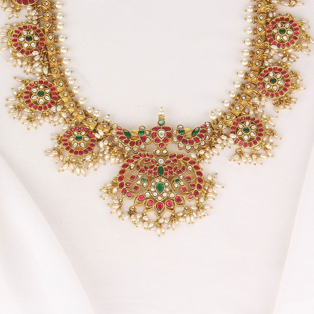 Mesmerizing Kundan Long Necklace