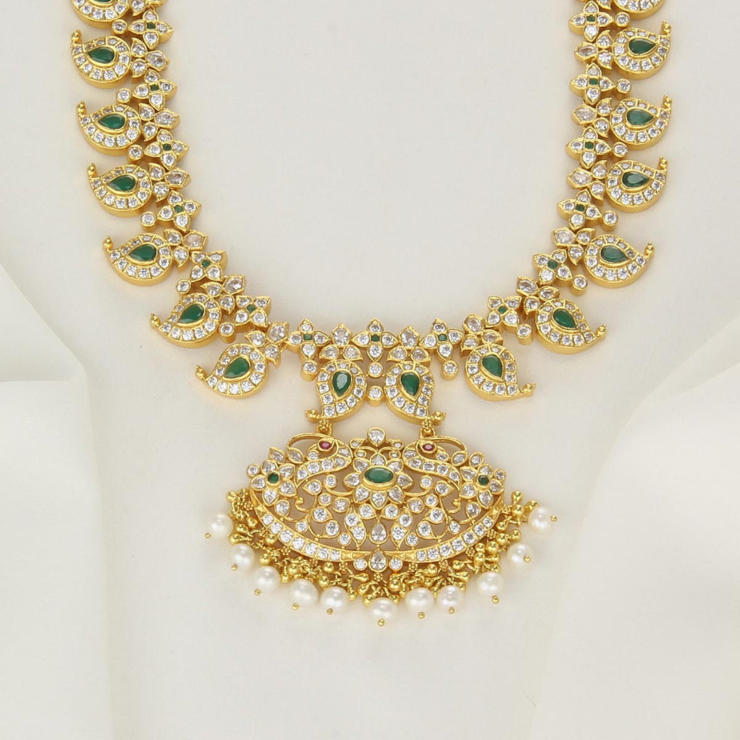 Vedhika Long Necklace