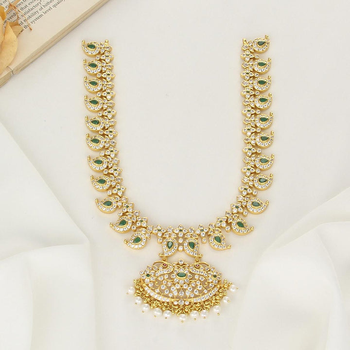 Vedhika Long Necklace