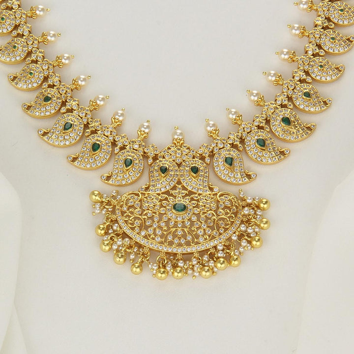 Vikash Short Necklace
