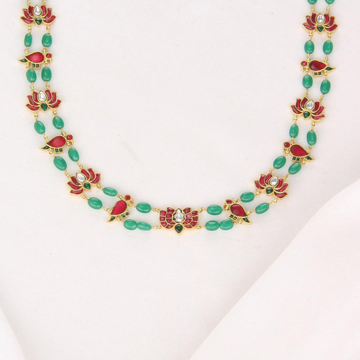 Gorgeous Look Kundan Short Necklace - AMS-102-14393