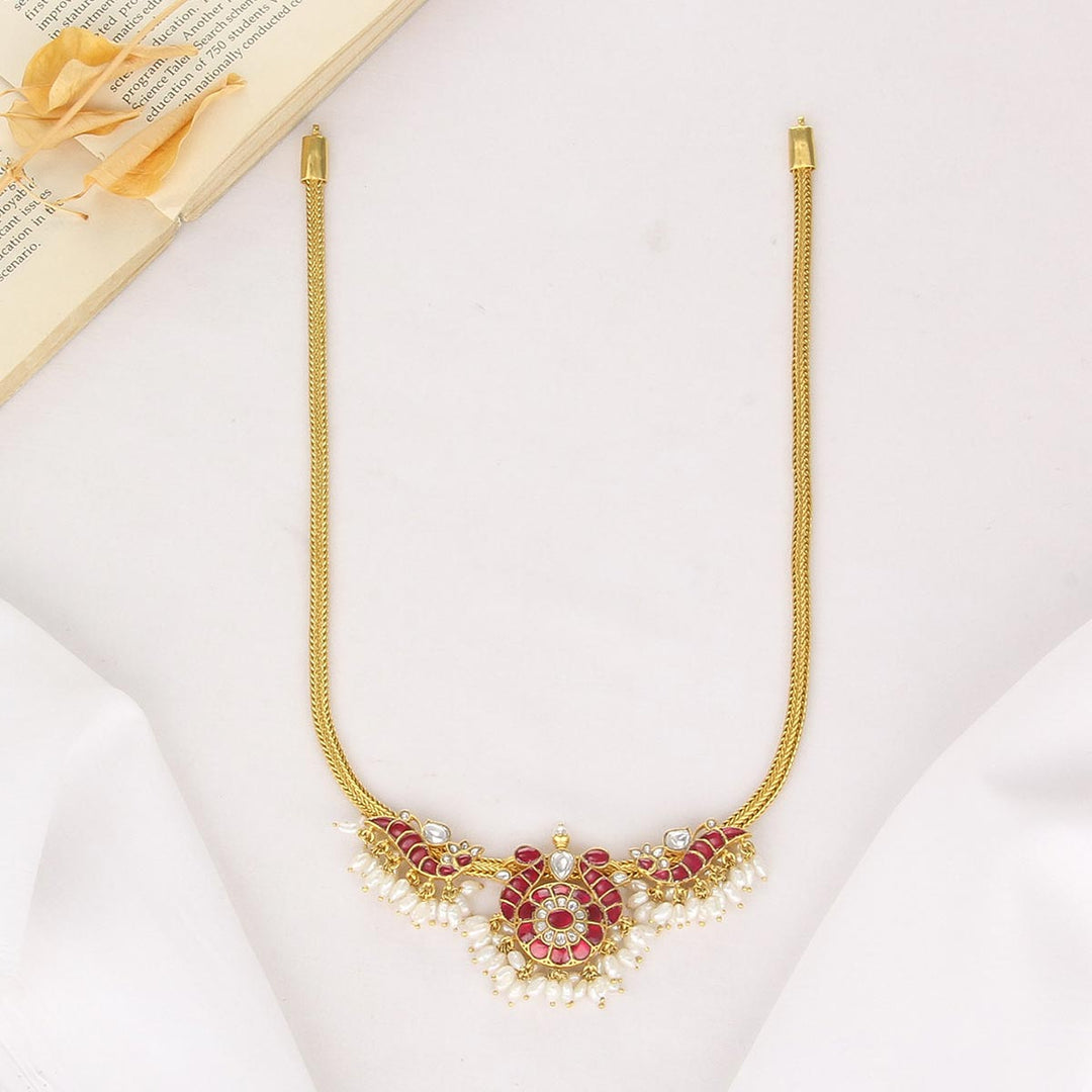 Pavisha Kundan Short Necklace