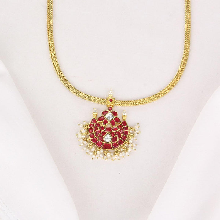 Pretty Kundan Short Necklace