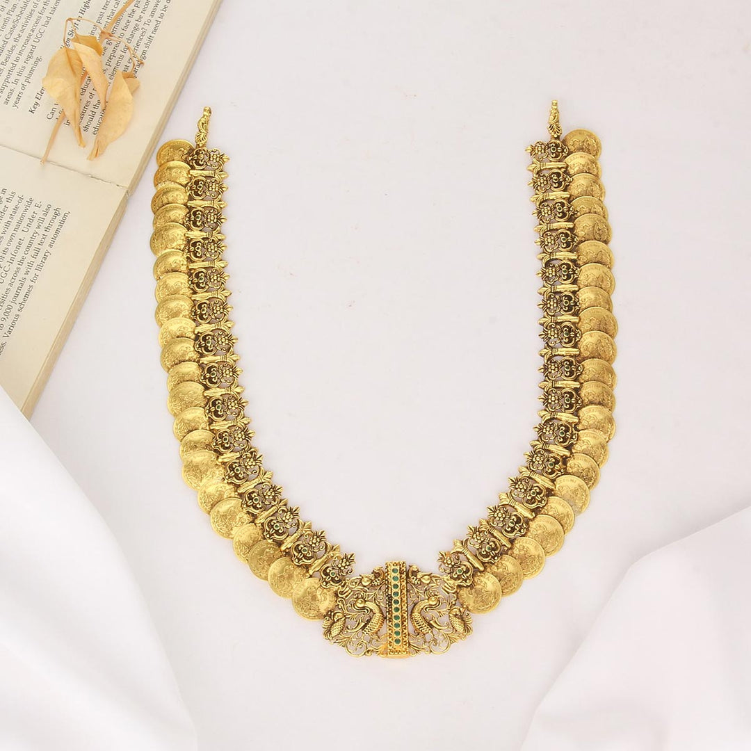 Elegant Kaasu Malai Necklace