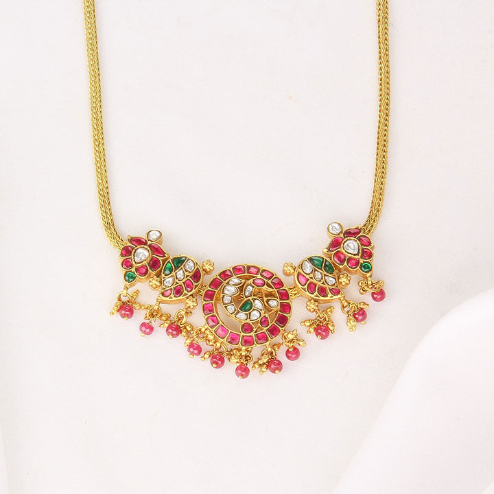 Dakshina Kundan Short Necklace