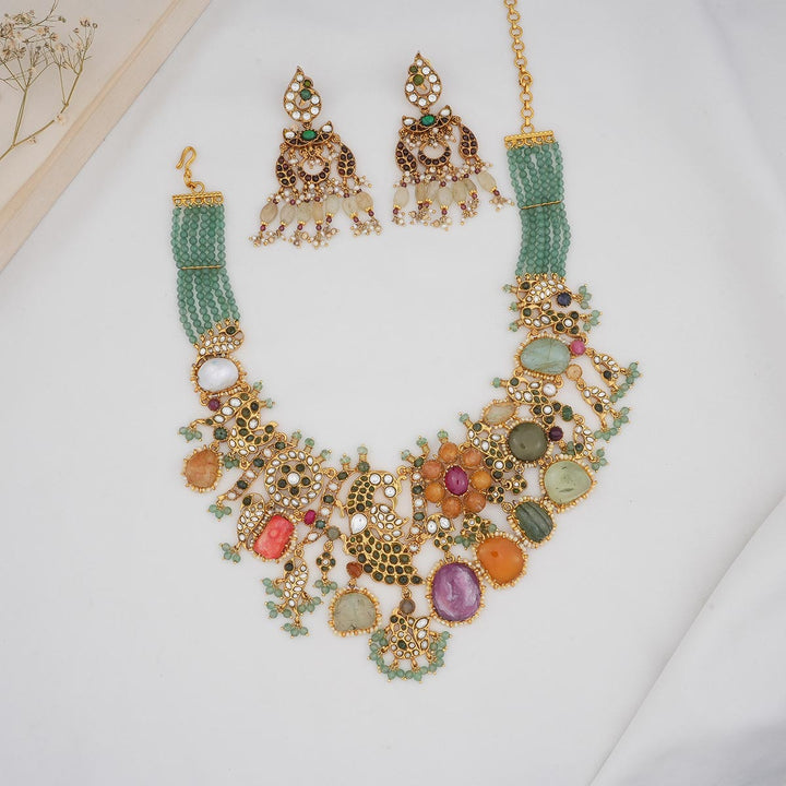 Luxurious Boho Short Necklace Set