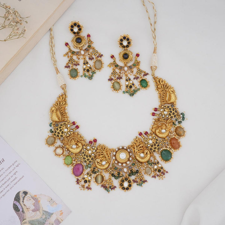 Grandeur Boho Short Necklace Set