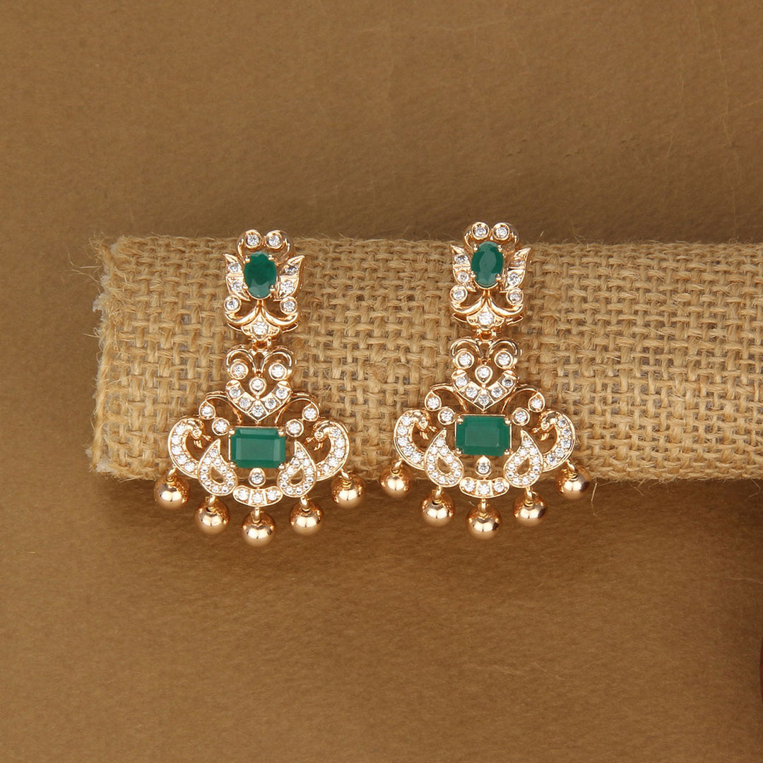 Sparkling Avikam Long Necklace Set