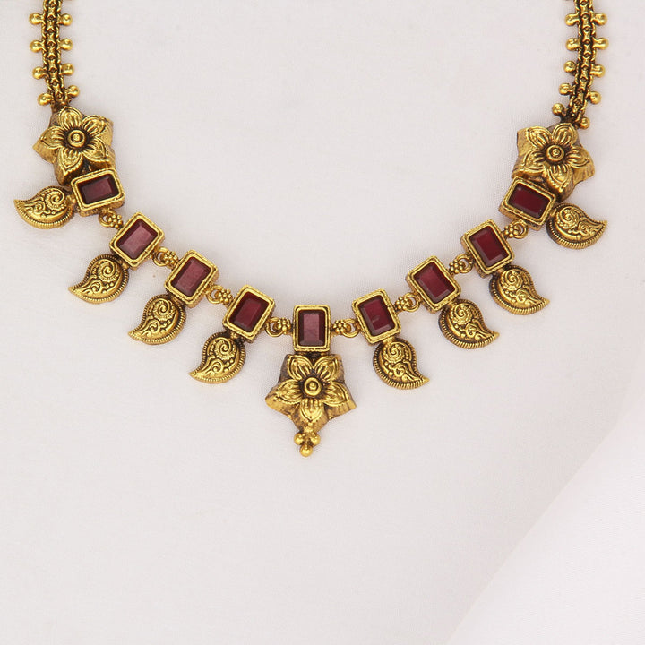 Charming Nagas Short Necklace