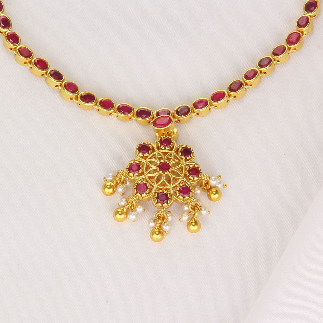 Giriza Reversible Short Necklace
