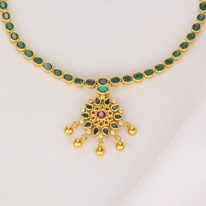 Pavithra Reversible Short Necklace