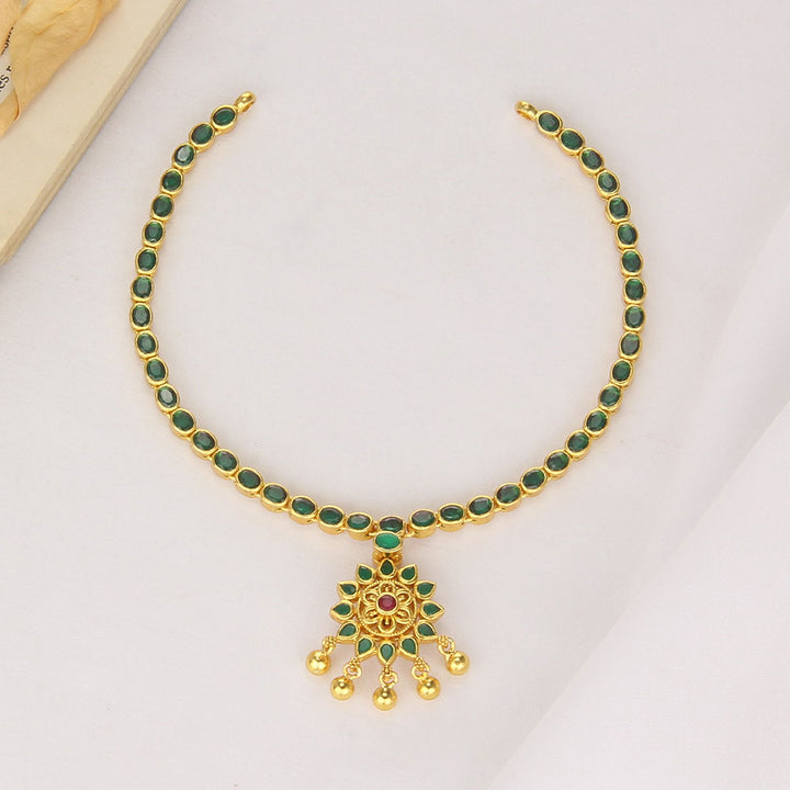 Shanvikha Reversible Short Necklace