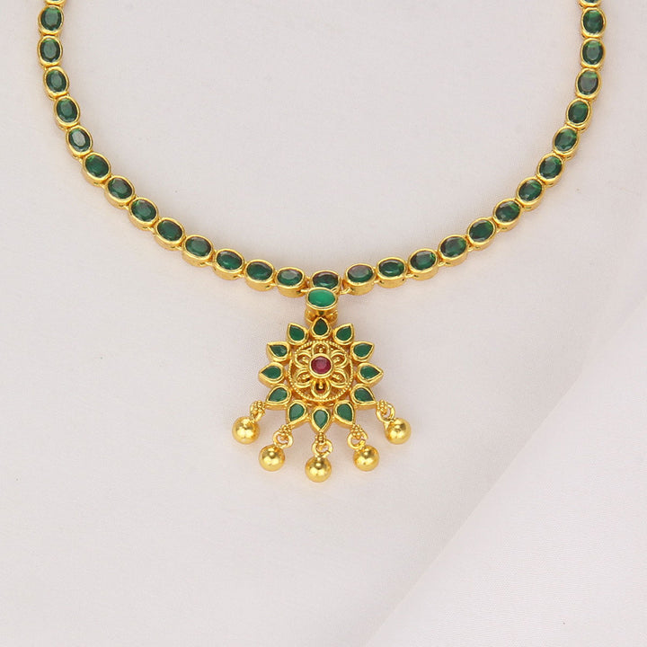 Shanvikha Reversible Short Necklace