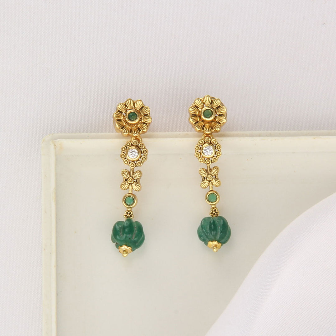 Krisha Nagas Short Necklace Set