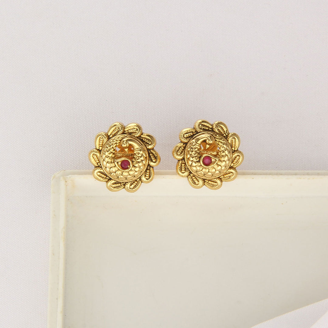 Nishka Nagas Short Necklace Set