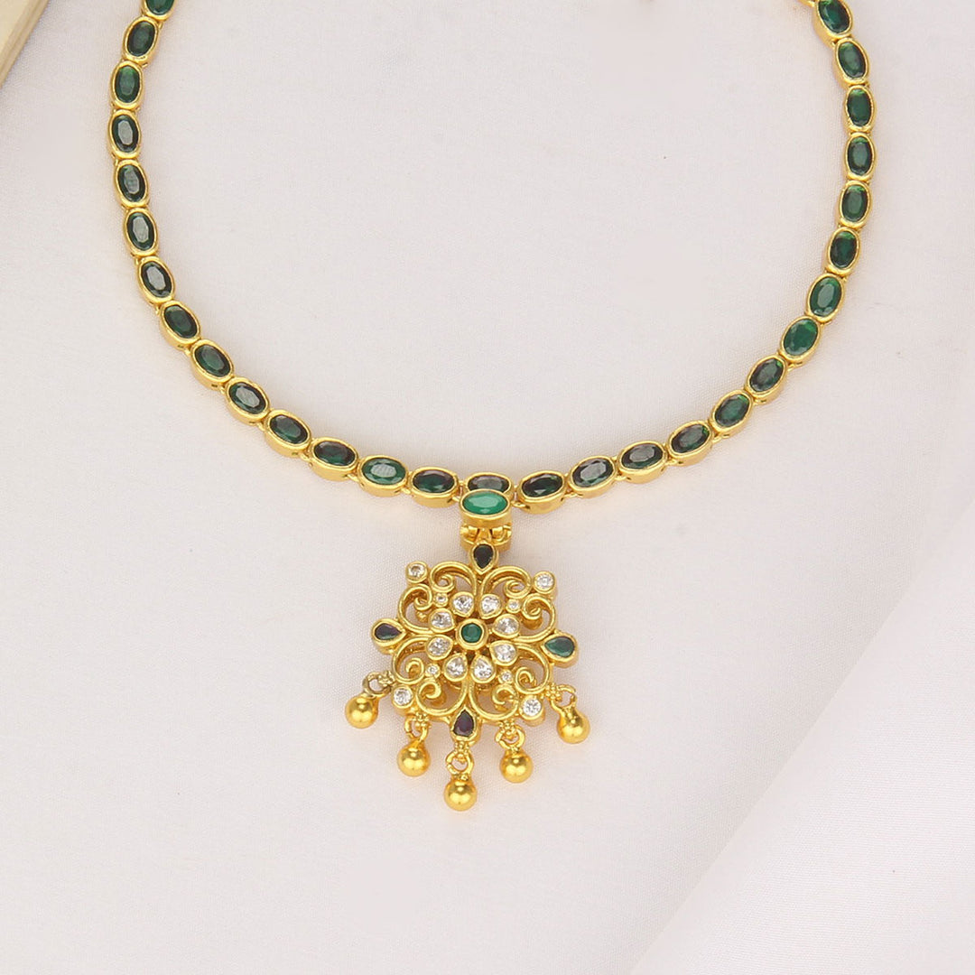 Ishu Reversible Short Necklace