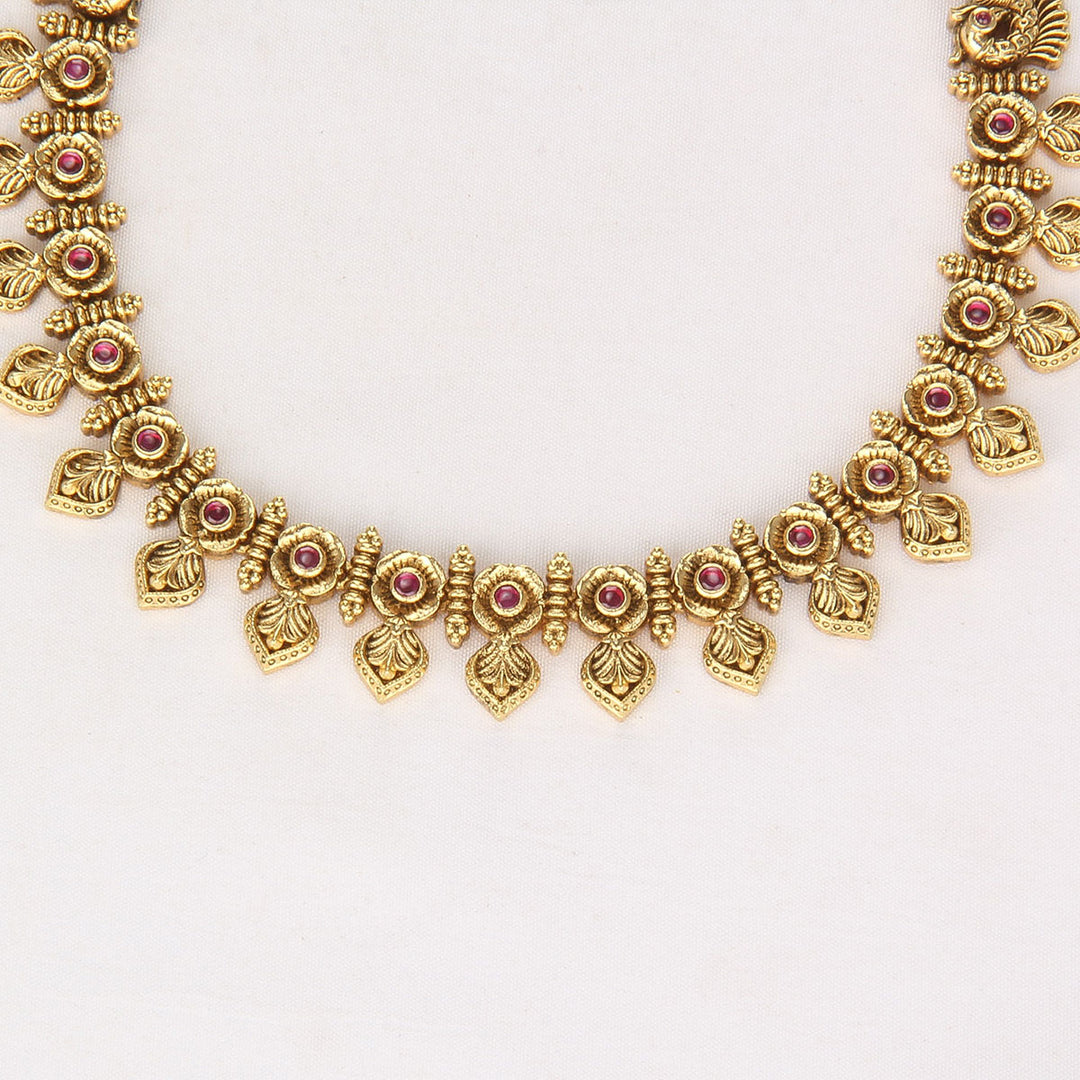 Lashikha Nagas Short Necklace Set