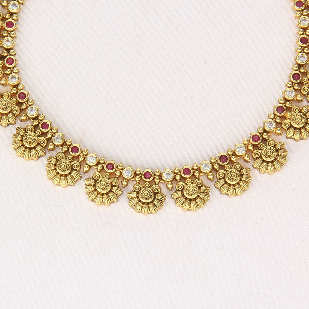 Majestic Nagas Short Necklace Set