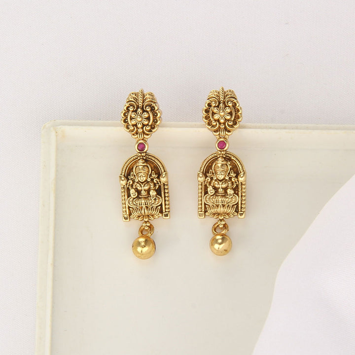 Lakshmi Nagas Short Necklace Set