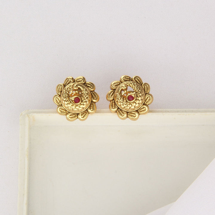 Divine Glow Nagas Short Necklace Set