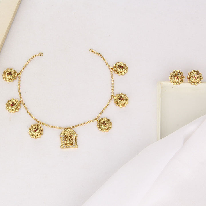 Divine Glow Nagas Short Necklace Set