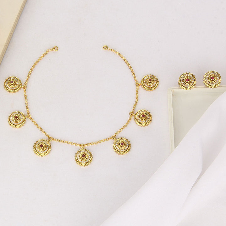 Sruthikha Nagas Short Necklace Set