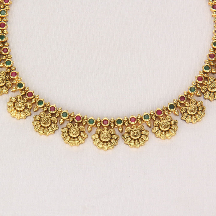 Timeless Elegance Short Necklace Set