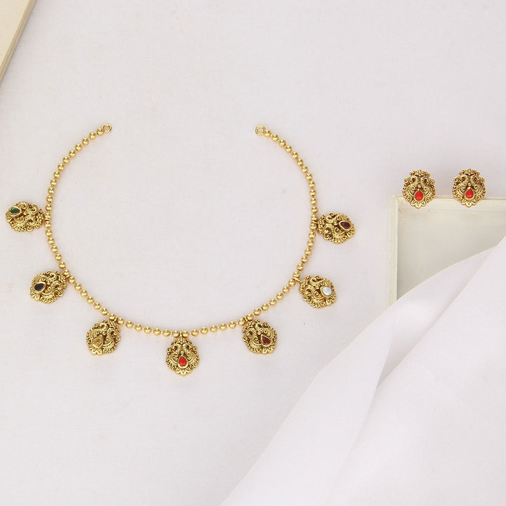 Srisha Nagas Short Necklace Set