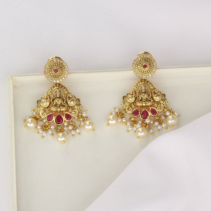 Glittering Nagas Short Necklace Set