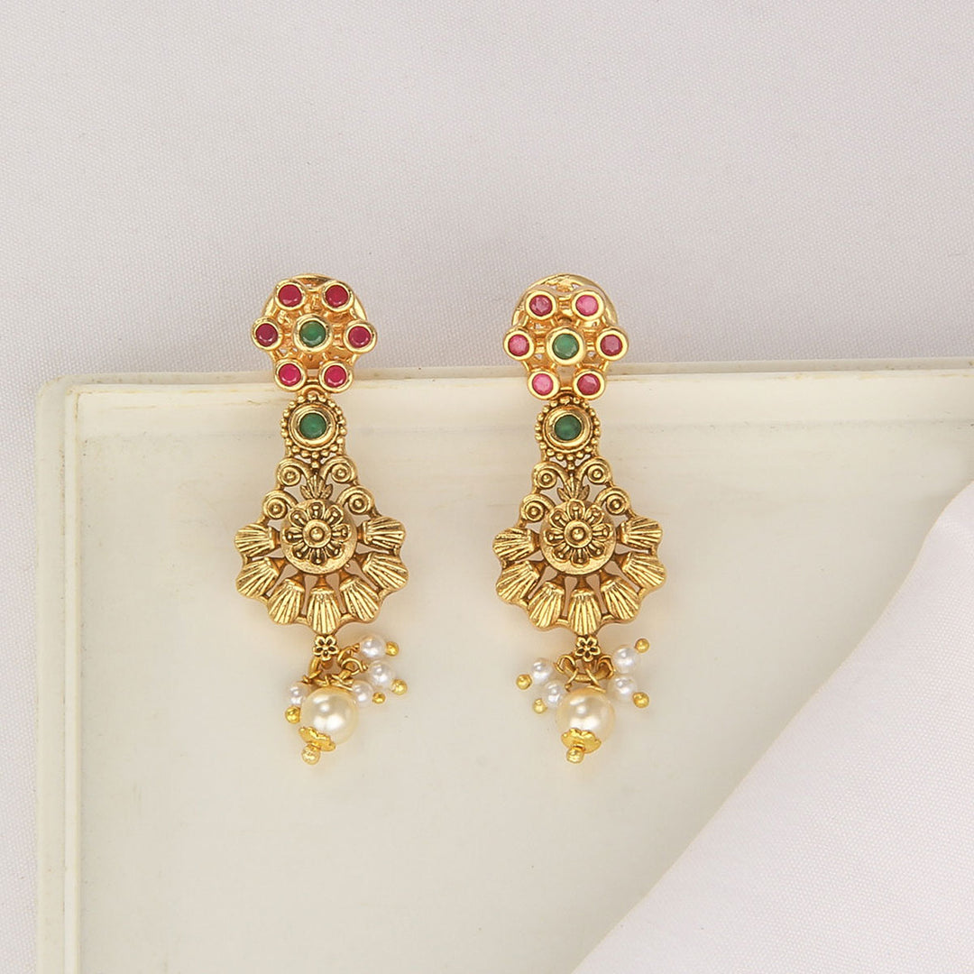 Eshita Nagas Short Necklace Set