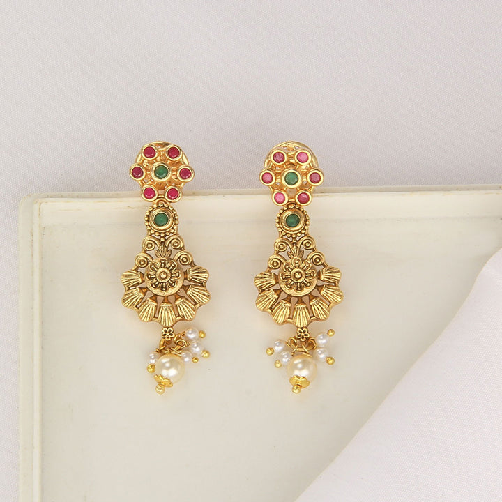 Eshita Nagas Short Necklace Set