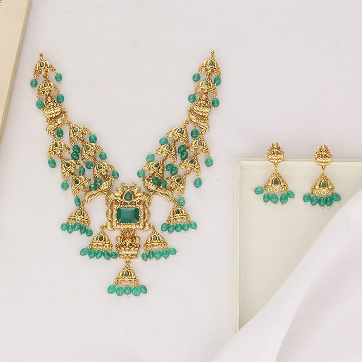 Grandeur Nagas Short Necklace Set