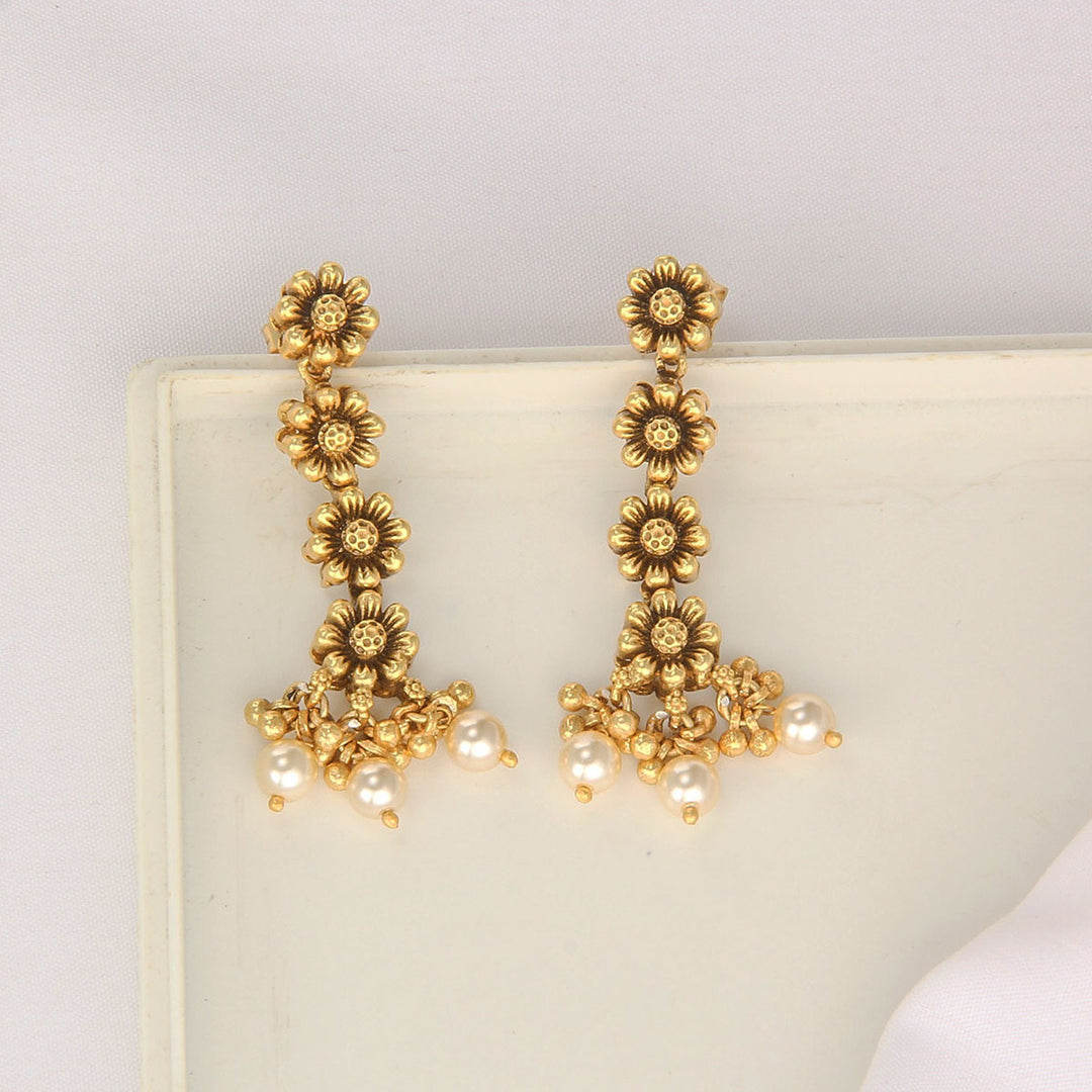 Zara Nagas Short Necklace Set