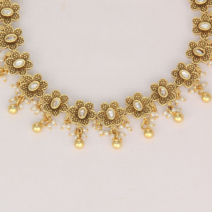 Vishwa Nagas Short Necklace Set