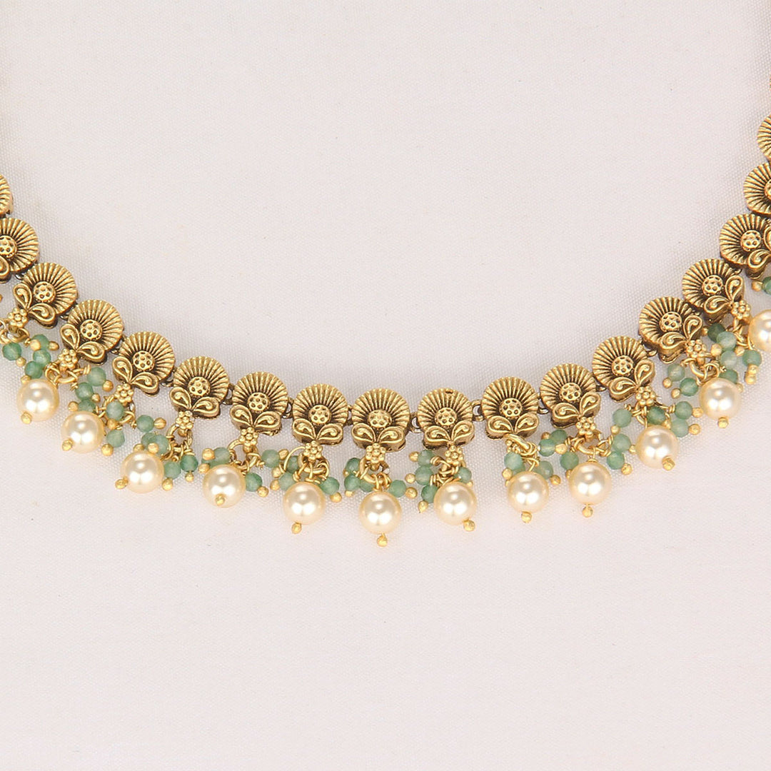 Chervini Nagas Short Necklace Set