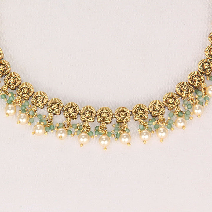 Chervini Nagas Short Necklace Set