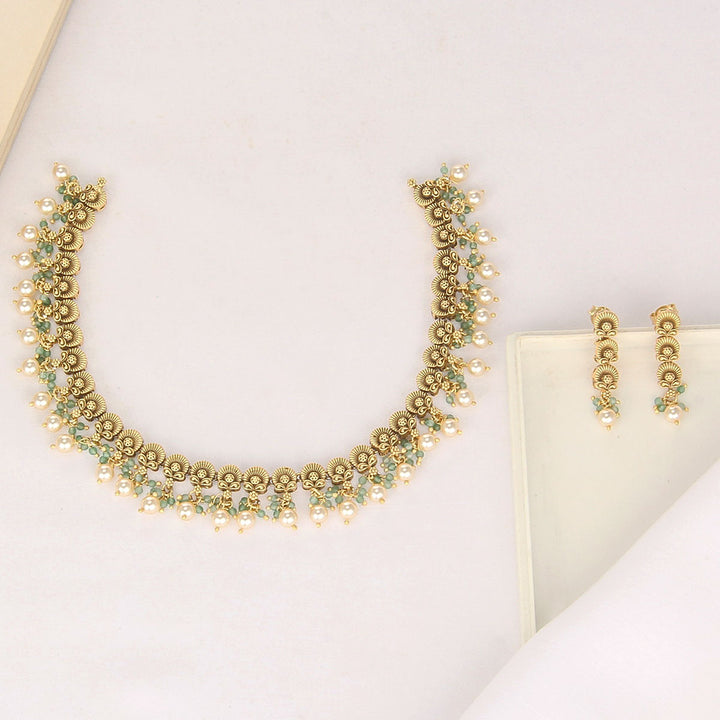 Chervini Nagas Short Necklace Set