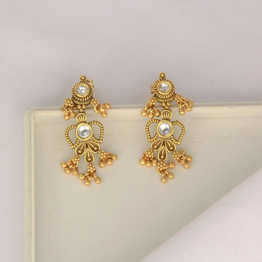 Vedhrika Nagas Short Necklace Set