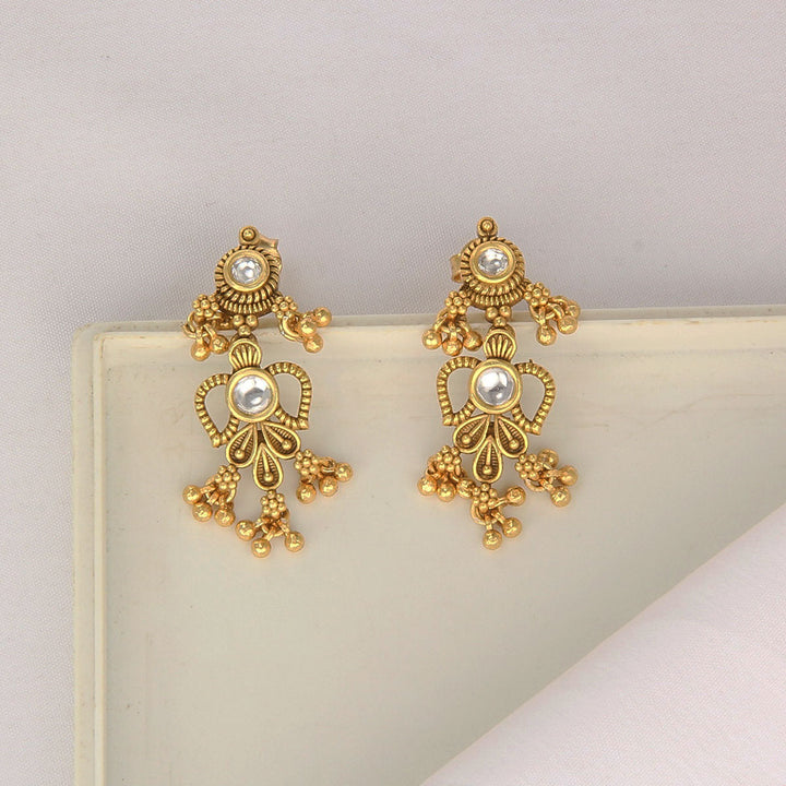 Vedhrika Nagas Short Necklace Set