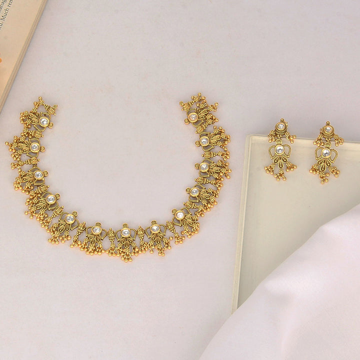 Vedhrika Nagas Short Necklace Set