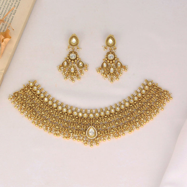 Pretty Nagas Choker Necklace Set