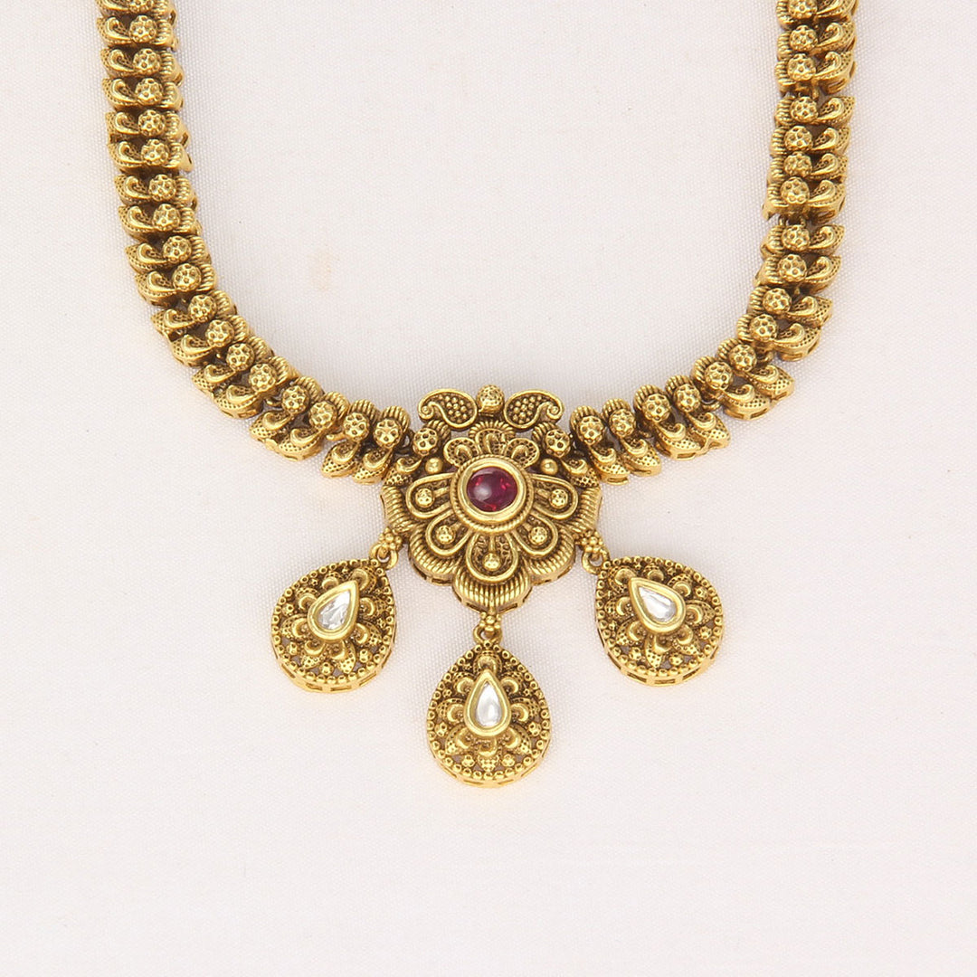 Aradhya Nagas Short Necklace Set