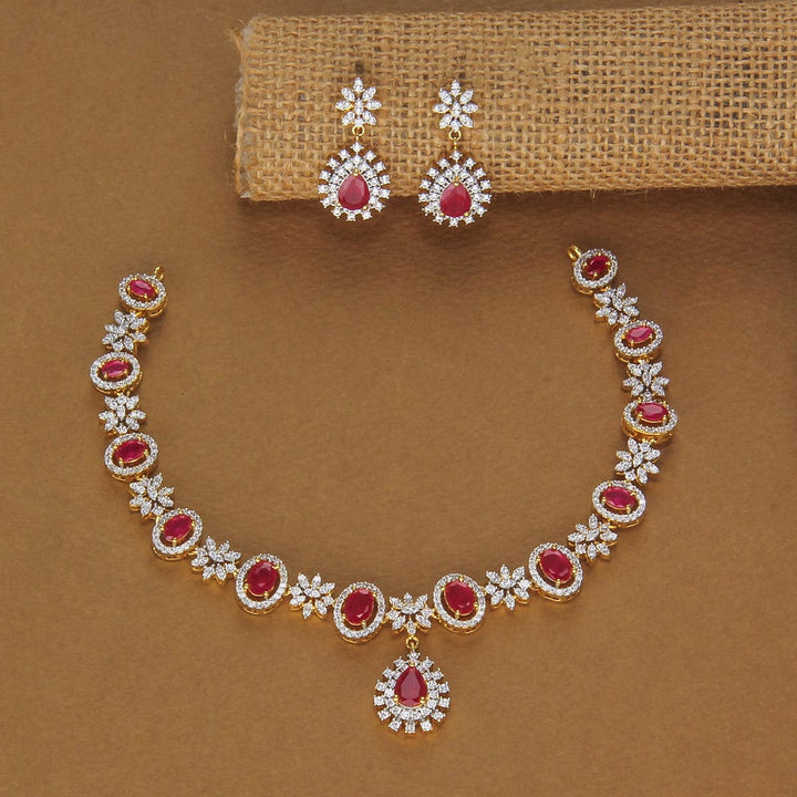 Luxury Avikam Short Necklace Set