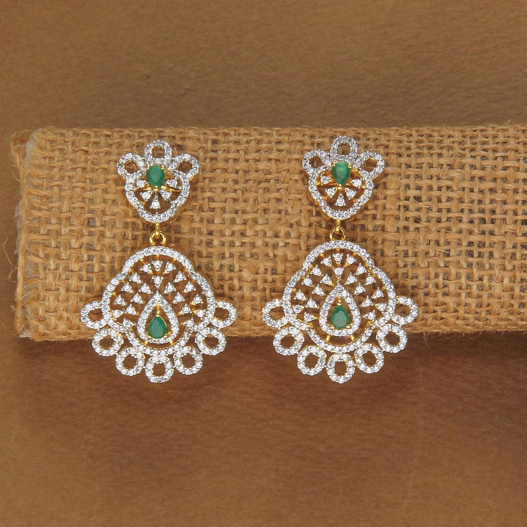 Jenita Avikam Short Necklace Set